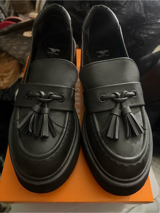 Rocket Dog Shoes - Harper Santee Black Tassel Loafers Women’s Size 9M New in Box